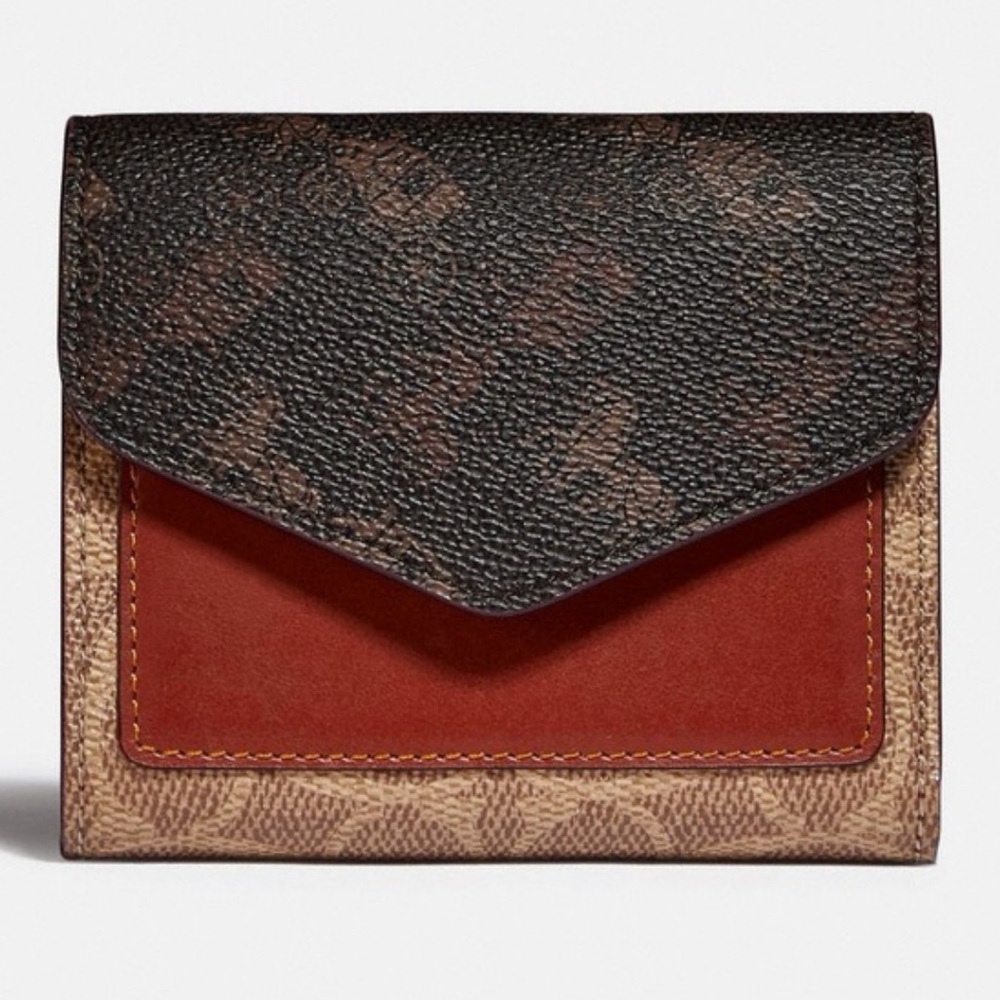 Coach Wyn Small Wallet
